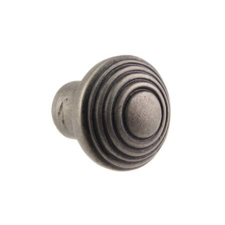 Louis Fraser Ribbed Cabinet Knob